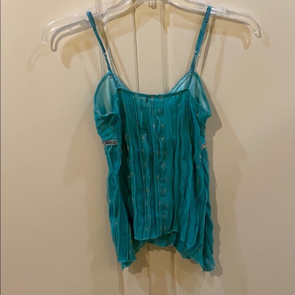 Club top super cute and pretty! - Picture 2 of 3